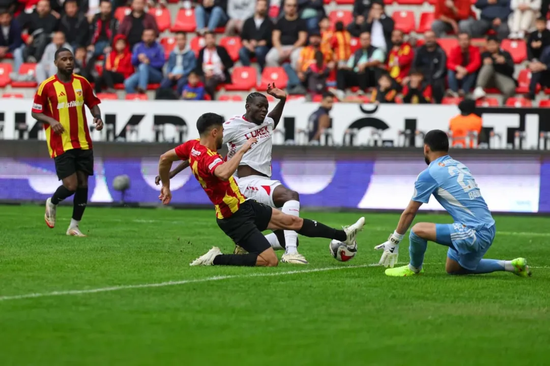 Kayserispor, Samsunspor’un kötü şöhretine ortak oldu!