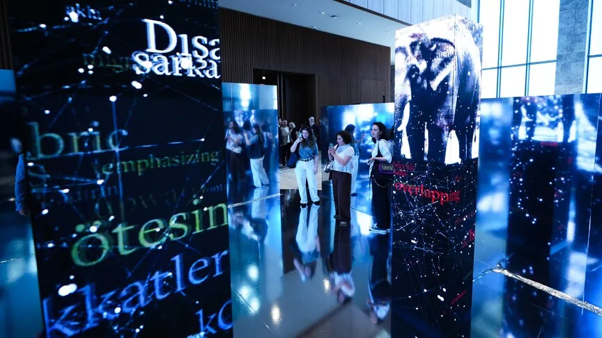 “Sentetik Görsellik: Yapay Zeka Sonrası Sanat ve Tasarım Sempozyumu” yapıldı.