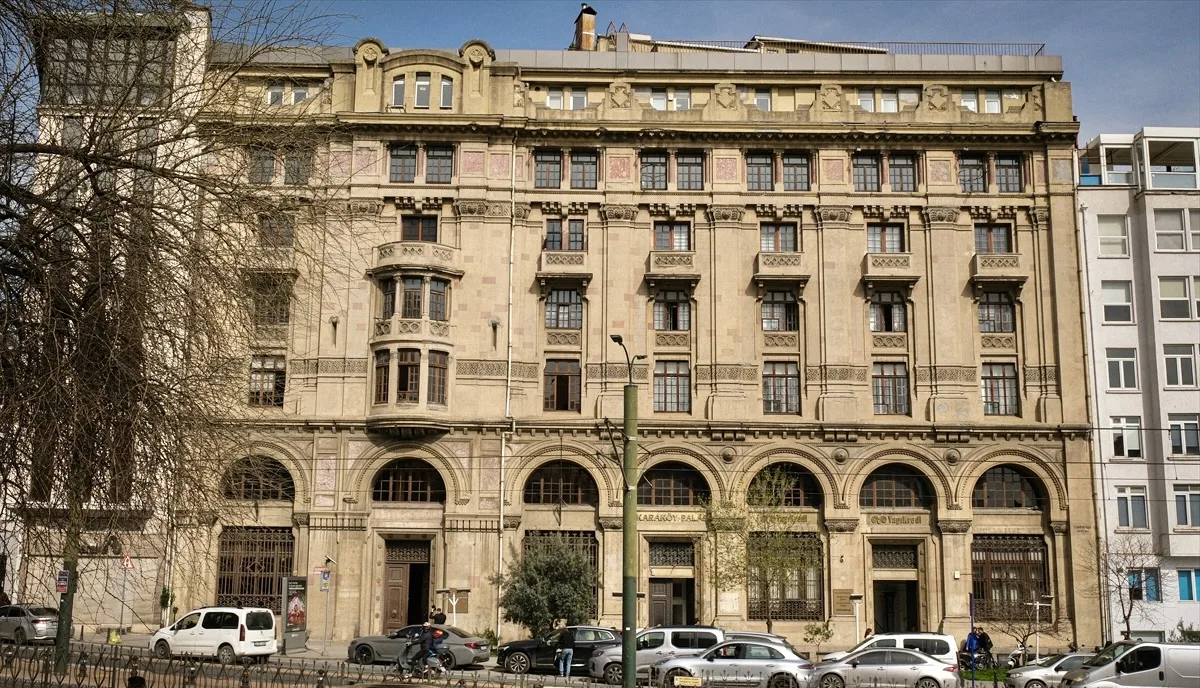 Karaköy’ün Mimari Mirası: Karaköy Palas