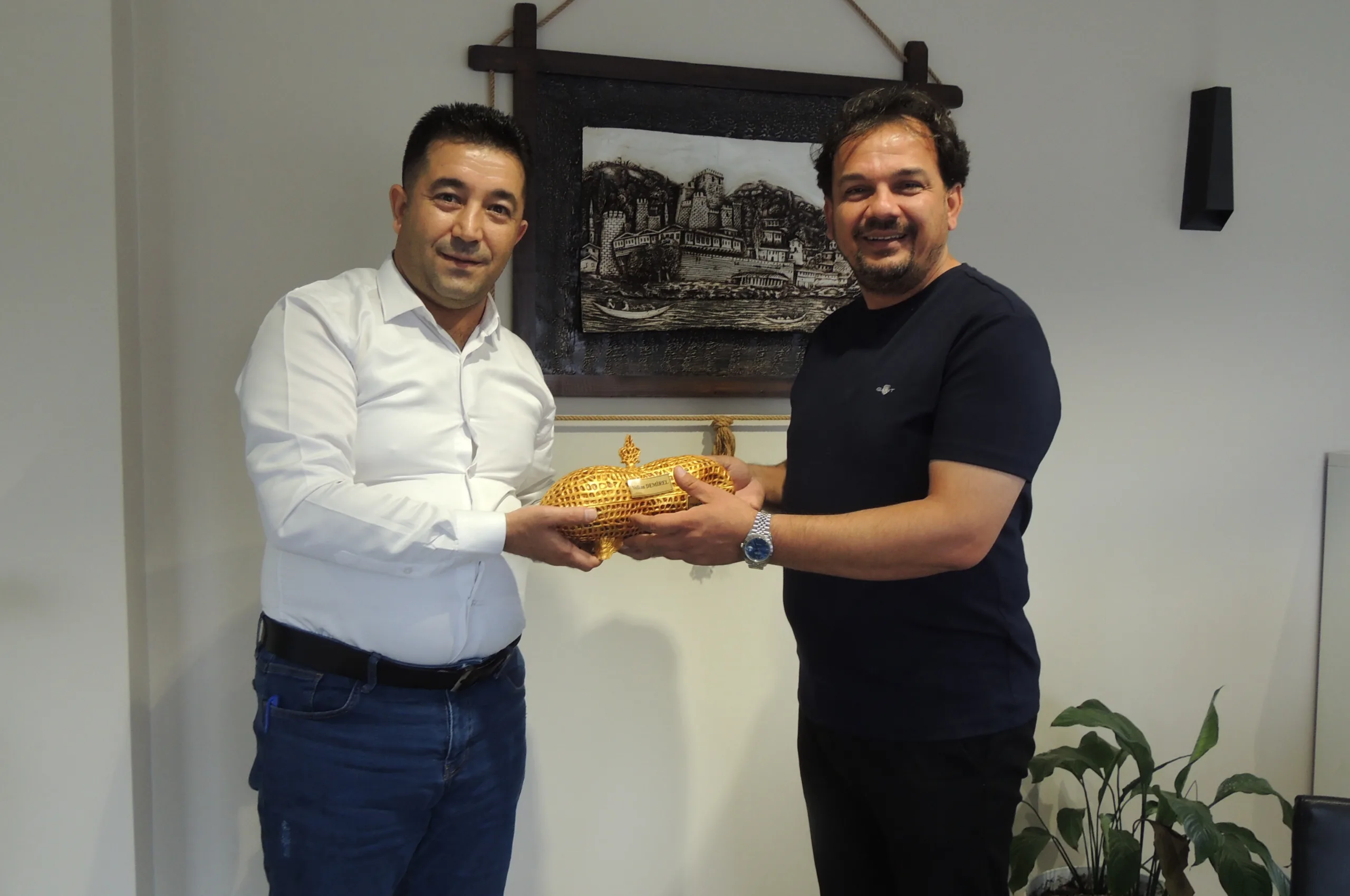 Başkan Cengiz’den İş İnsanı Demirel’e Anlamlı Ziyaret