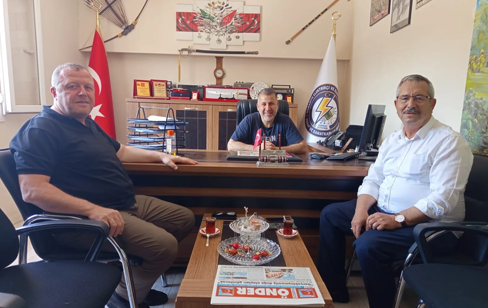 Altın Öğüt: “Teknolojiyi Takip Edin ve Dürüst Olun!”