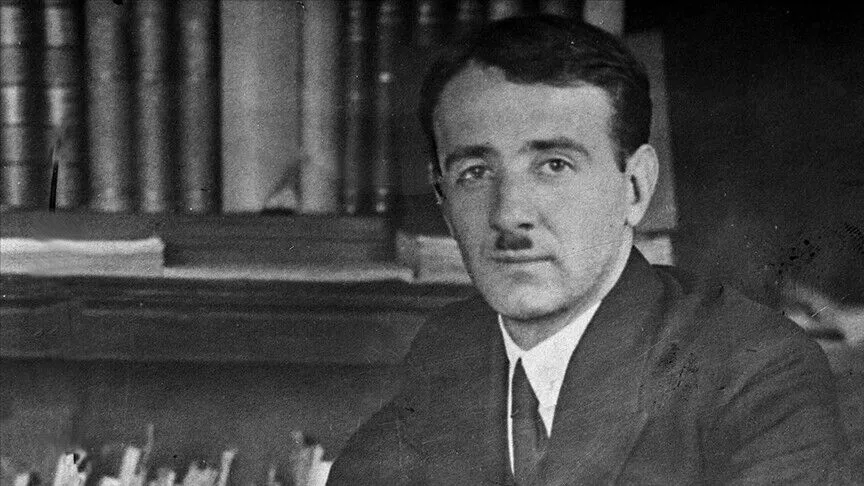 Türk edebiyatı tarihçiliğinin ilmi kurucusu: Mehmet Fuad Köprülü