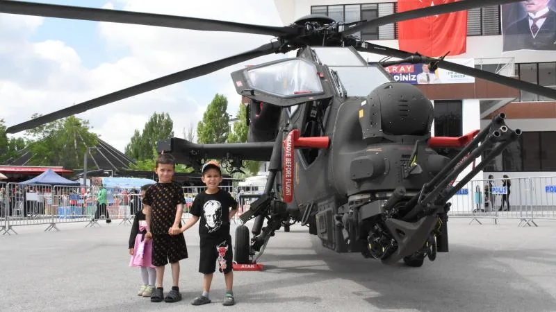 4. Aksaray Bilim Festivali F-16 uçaklarının selamlamasıyla başladı