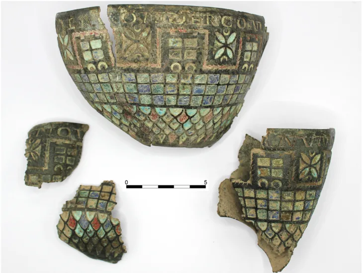 İspanya’da 2.000 Yıllık Nadir Hadrian Duvarı Kupası Keşfedildi