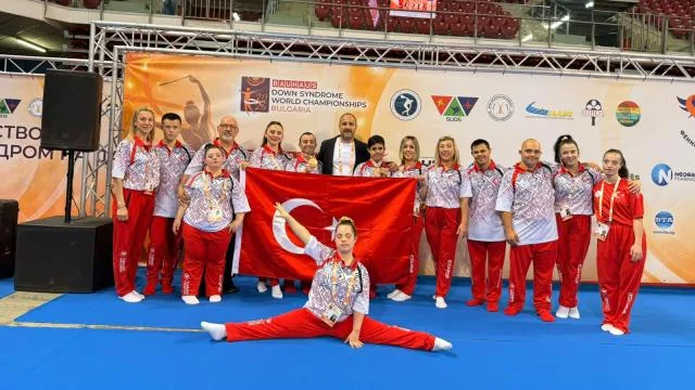 Milli özel sporcularımızdan SU-DS Dünya Şampiyonası’nda 6 altın, 1 gümüş madalya