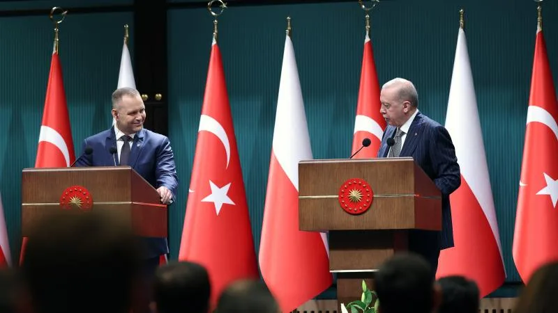 Polonya Cumhurbaşkanı: NATO Zirvesi’nin Ankara’da düzenlenmesi nedeniyle Türkiye’yi tebrik etmek istiyoruz