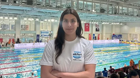Milli Yüzücü Meriç Uygun’dan Türkiye Şampiyonluğu