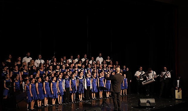 Nilüfer’in farklı sesleri bu konserde bir oldu