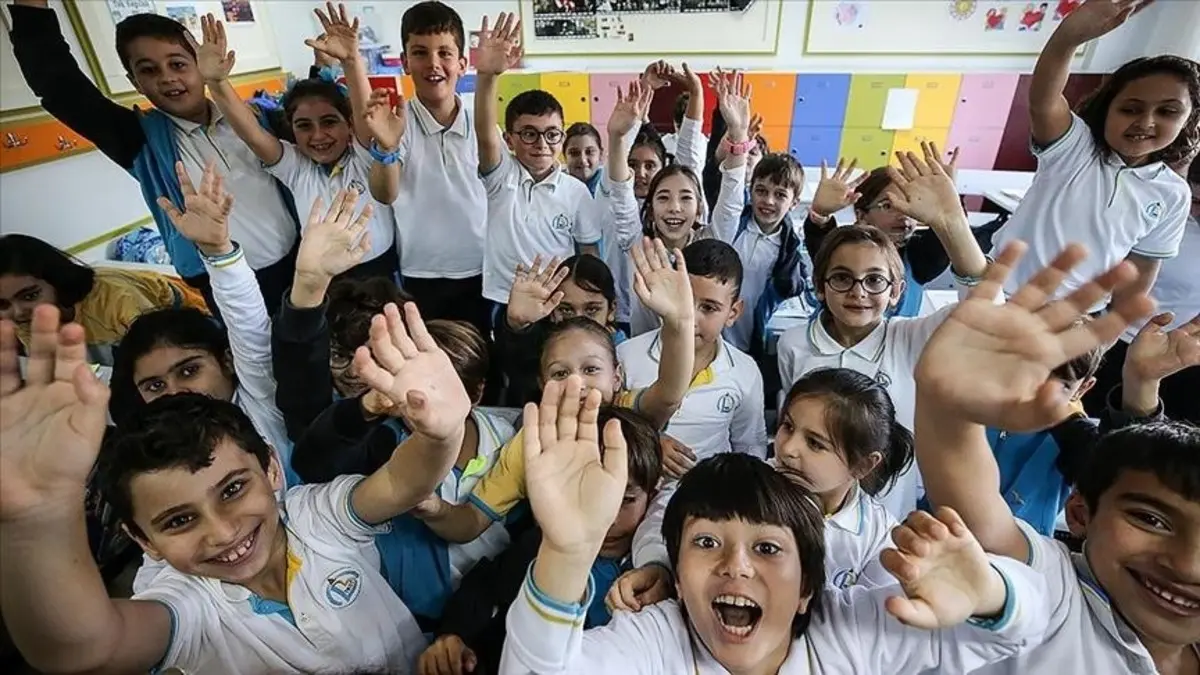 Ara tatil, seneye 1 kez yapılacak