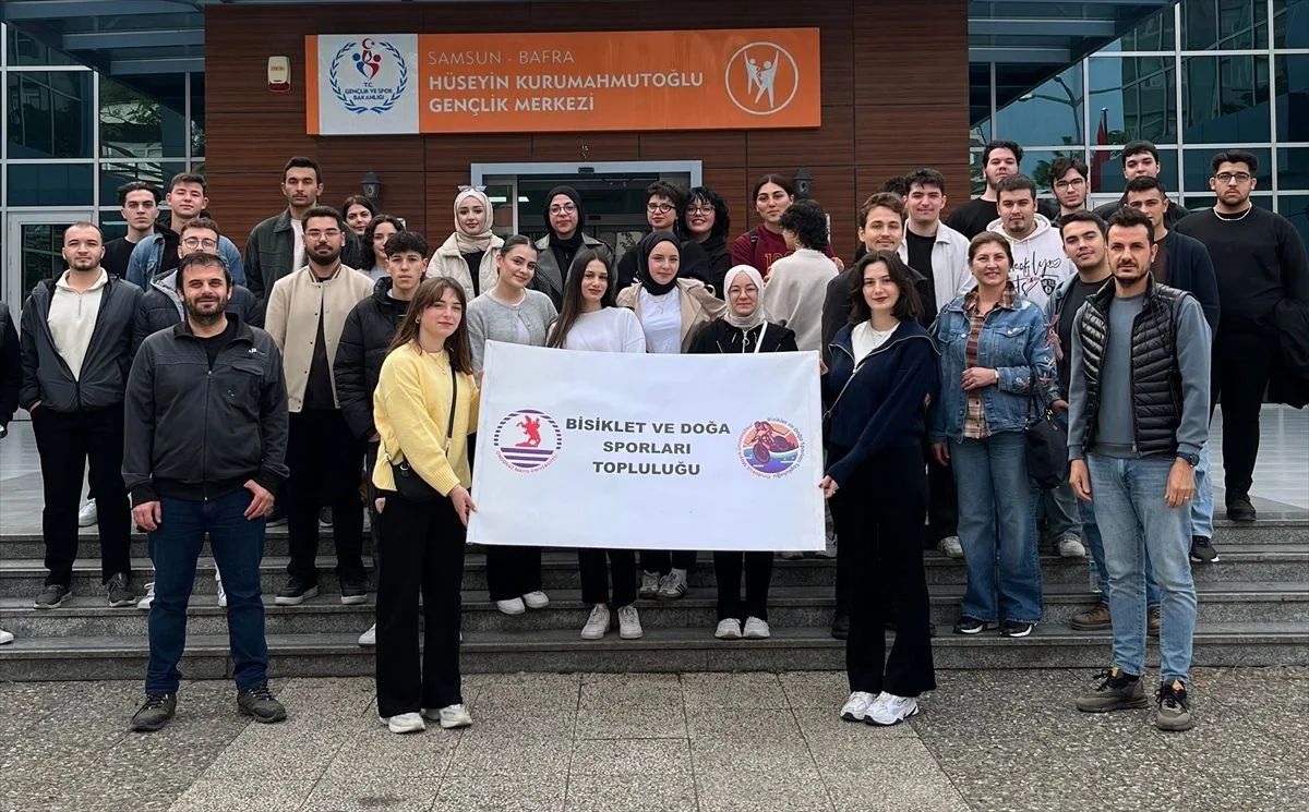İkiz Tepenin İzinde: Doğa Yürüyüşü