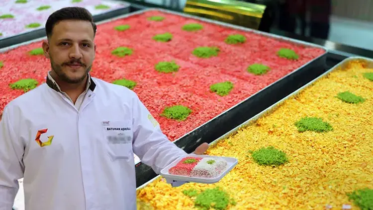 Yaz sıcağında kapış kapış.. Gaziantep’te baklavanın tahtı sallandı!