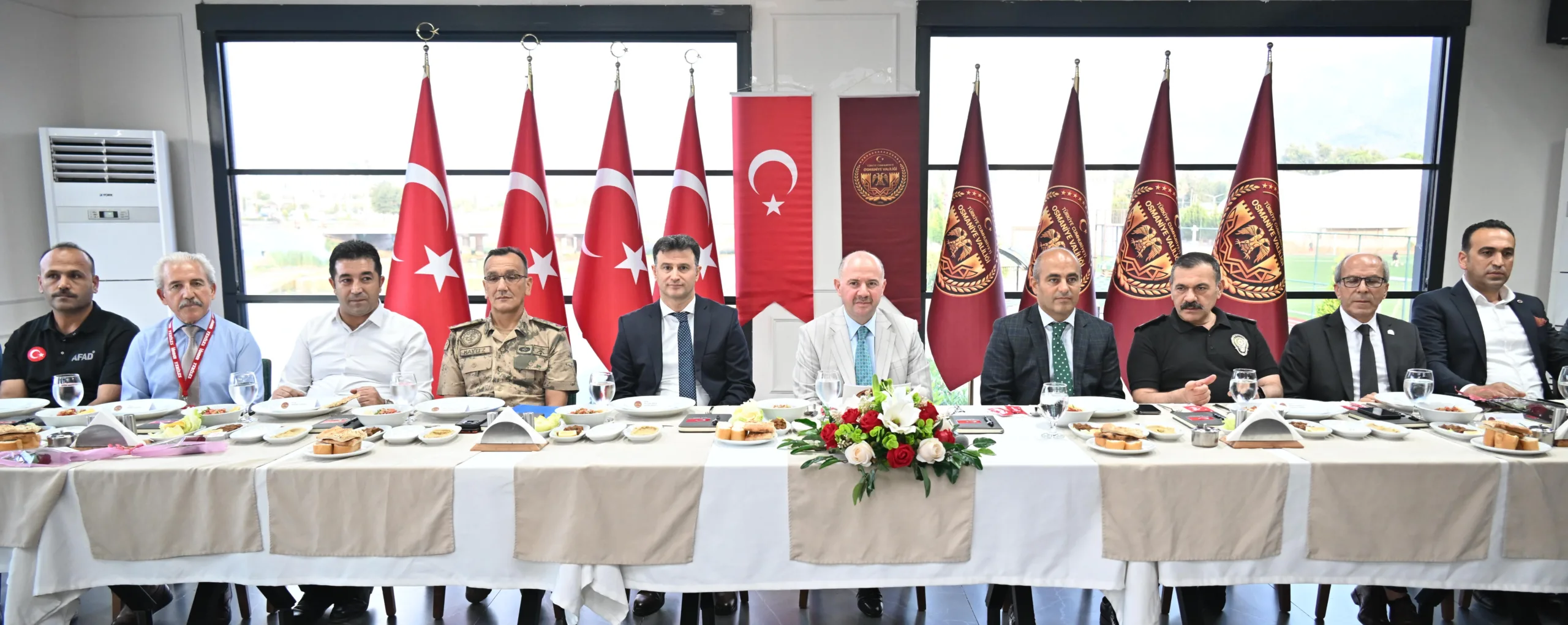 Vali Serdengeçti: “Basın, Şehrimizin Hafızasını Geleceğe Taşıyan En Önemli Değerlerden Biridir”