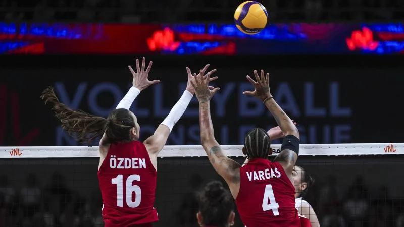 Filenin Sultanlarının VNL çeyrek finaldeki rakibi Kanada oldu