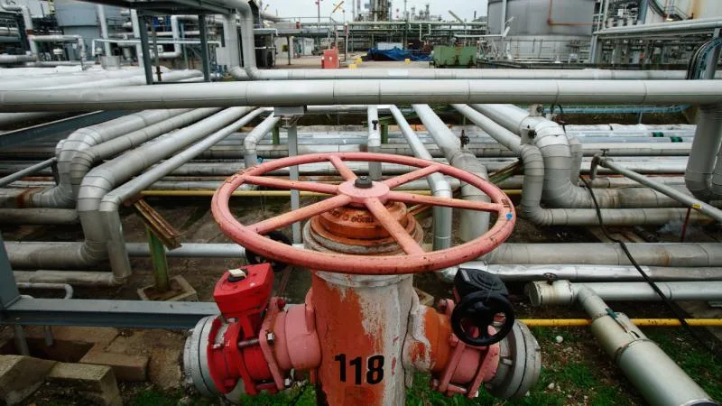 Gazprom: Avrupa’nın doğal gaz depolarında kış riski artıyor