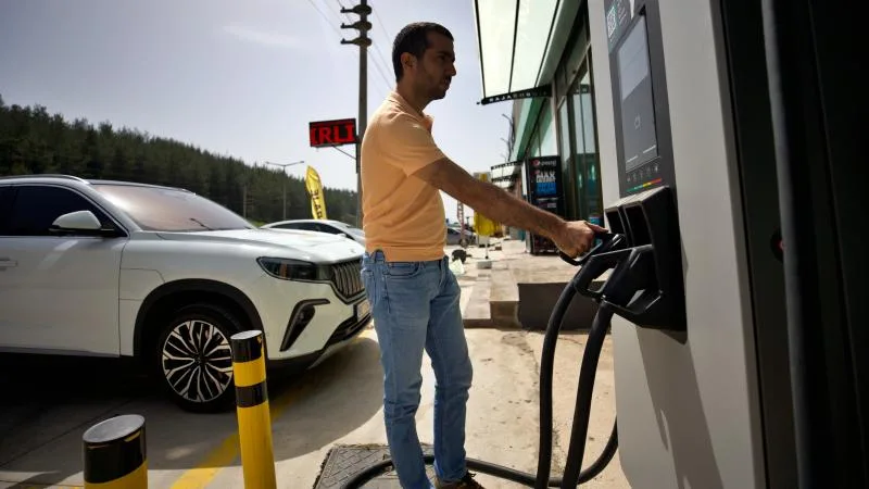 Elektrikli araçların şarj tüketimi yılın ilk yarısında yüzde 153,5 arttı