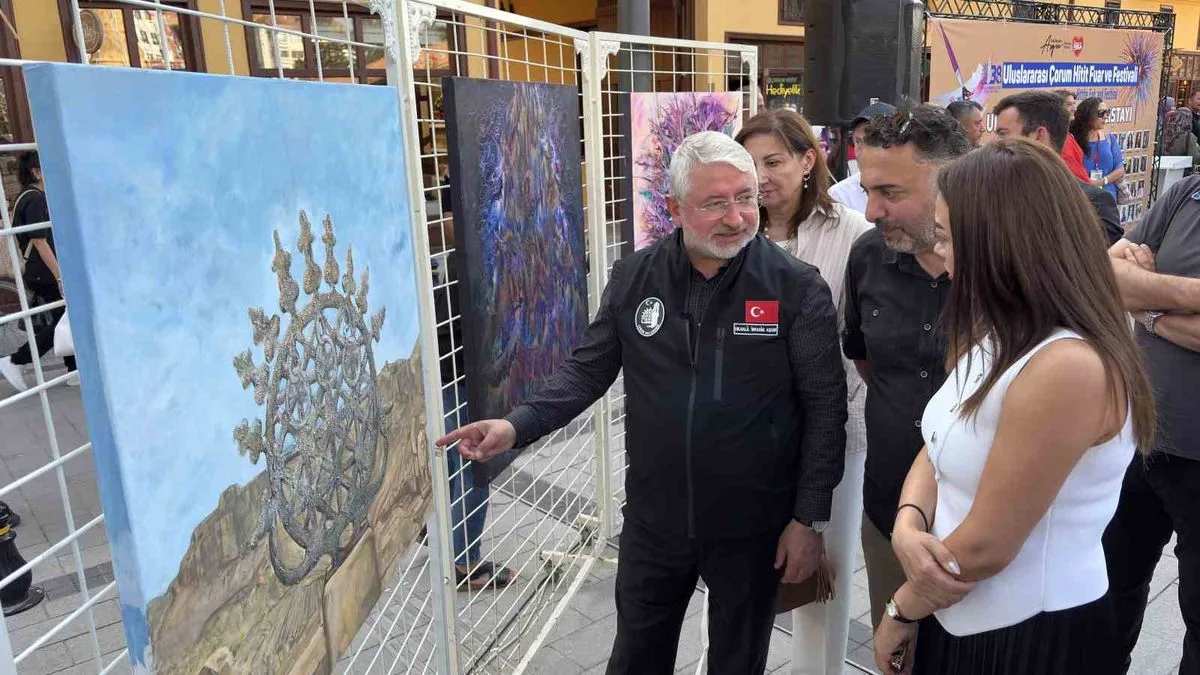 6 farklı ülkeden 34 sanatçı Çorum’un güzelliklerini ve tarihini tuvallere taşıdı