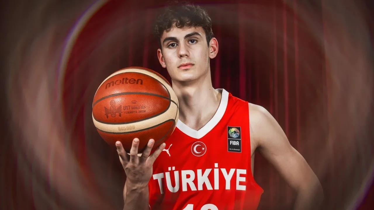 Ömer Kutluay: “Basketbola olan sevgim sayesinde yorulmuyorum”