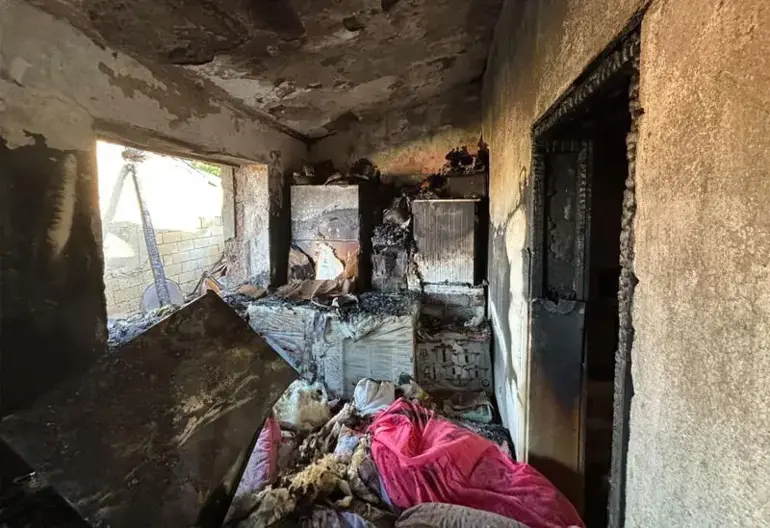Kilometrelerce uzaktan dumanı fark etti, 22 kişilik aileyi kurtardı