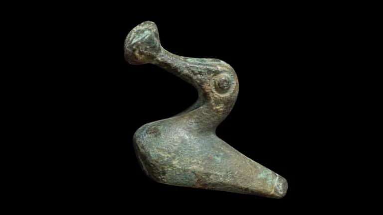 Çekya’da Bulunan 2.000 Yıllık Küçük Kelt Bronz Ördeği Türünün En Güzellerinden Biri