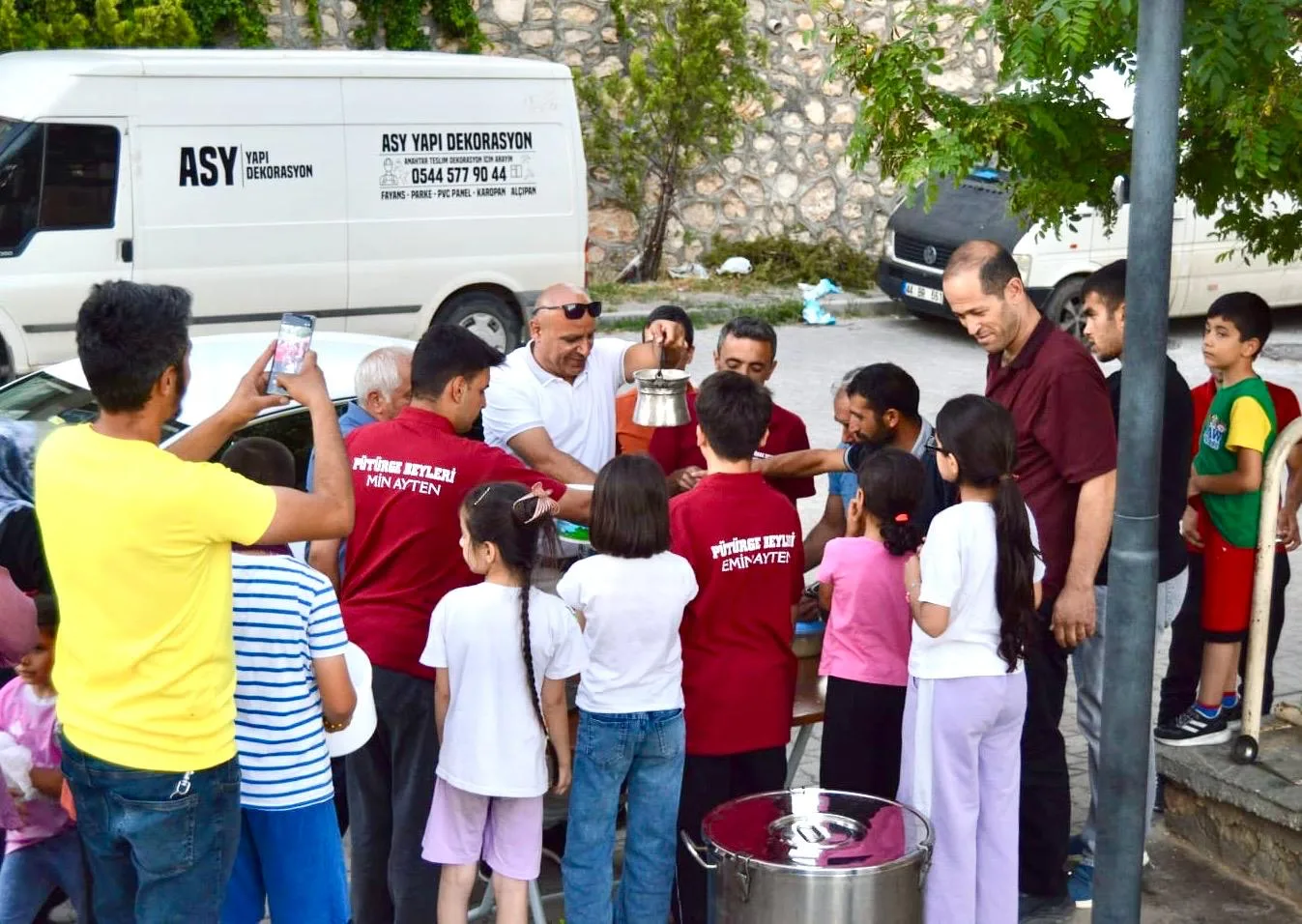 Pütürge Beyleri’nden Aşure İkramı; Birlik ve Dayanışma Vurgusu