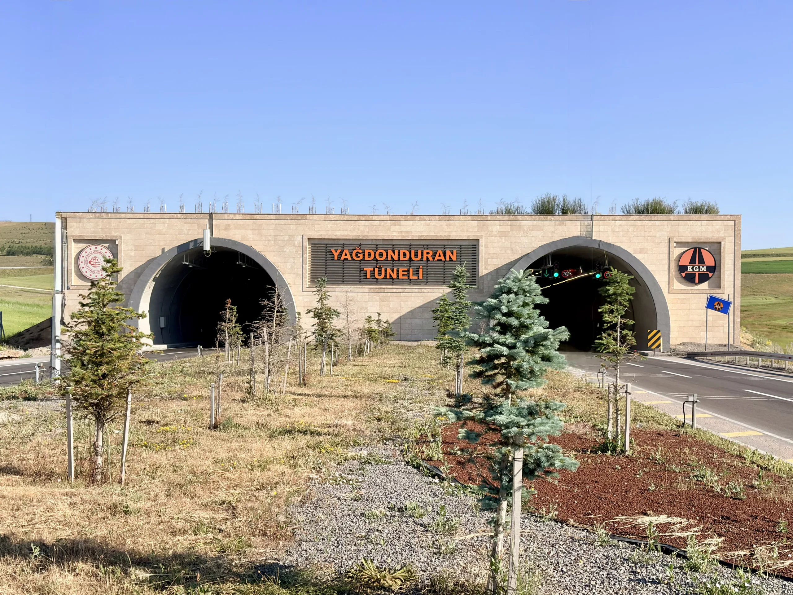 Kışın Çetin Şartlarını Tarihe Gömen Mühendislik: Yağdonduran Tüneli