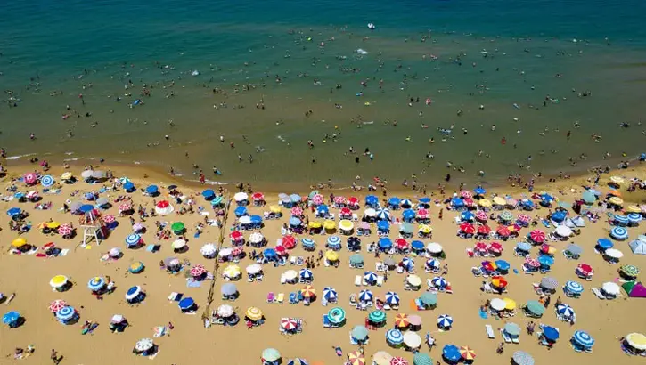 Plajlar için Yargıtay’dan emsal karar: Kıyıya erişim engellenemez