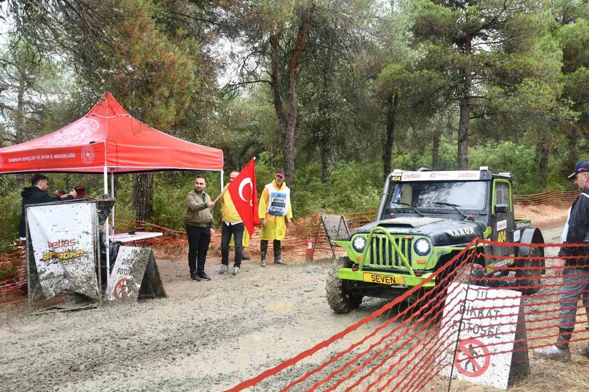 Vezirköprü’de Offroad Şampiyonası Başladı