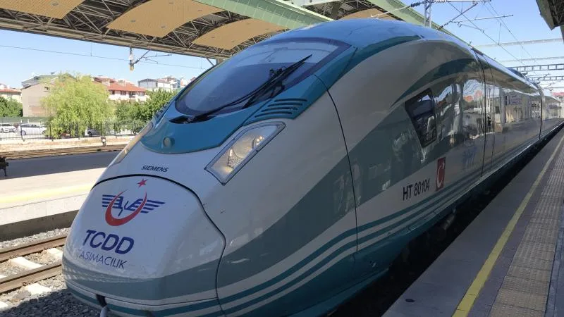 Türkiye’nin ikinci yüksek hızlı tren hattı 15 yaşında