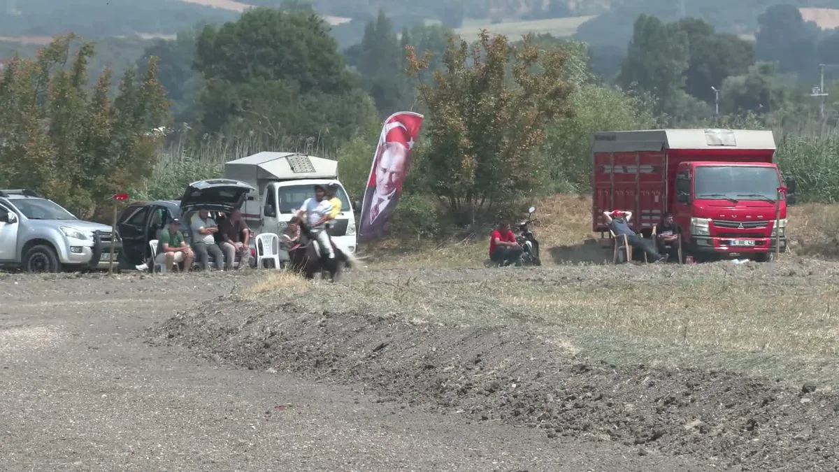 Bursa’da rahvan atları şampiyonluk için koştu