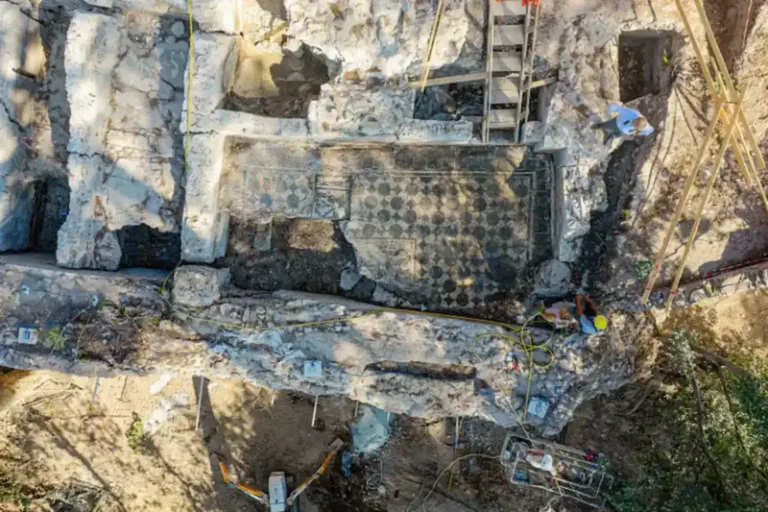 Roma’daki Villa Celimontana’nın Altında 1.500 Yıldır Gizli Kalmış Lüks Bir Roma İmparatorluk Kompleksi Ortaya Çıktı