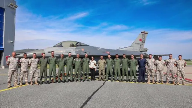 Türk F-16’ları NATO Geliştirilmiş Hava Polisliği Blok-72 nöbetini devraldı
