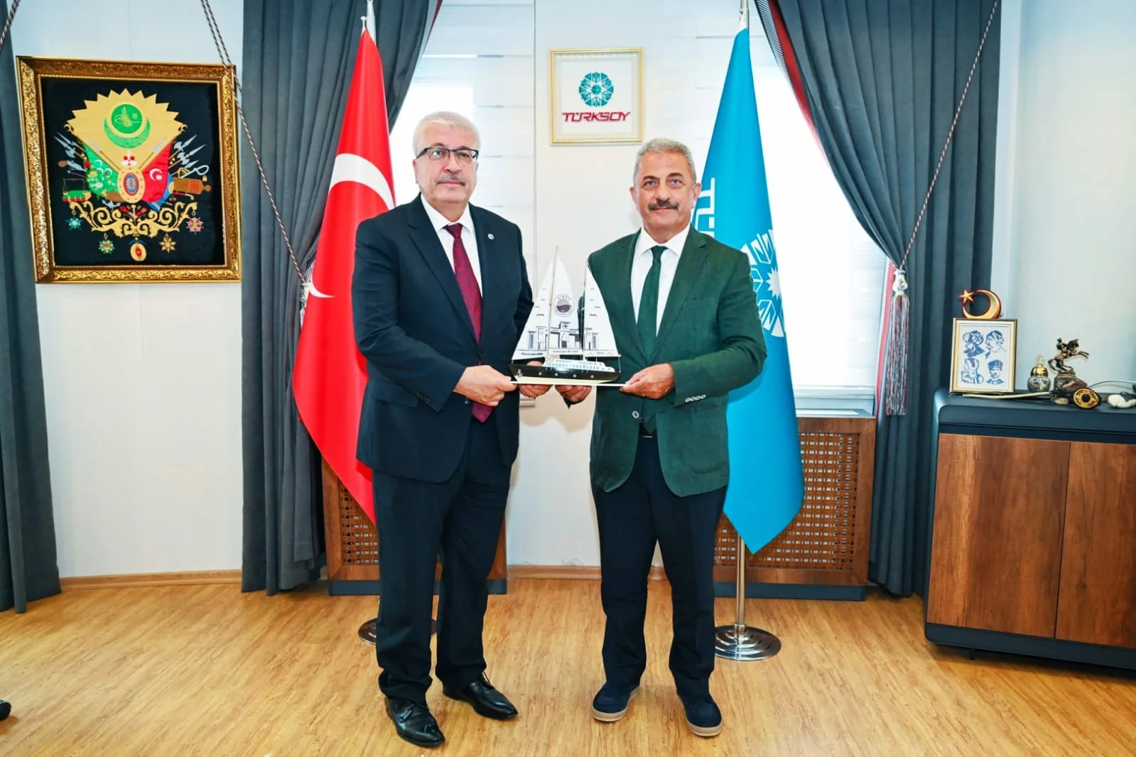 Sinop Üniversitesi Rektörü Prof. Dr. Şakir Taşdemir TÜRKSOY’u Ziyaret Etti