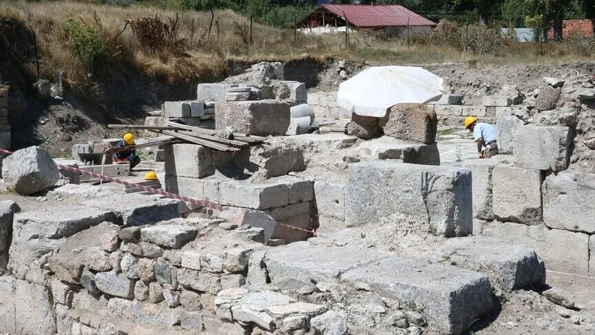 Sulusaray’ın altındaki Sebastapolis Antik Kenti gün yüzüne çıkarılıyor