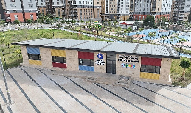 Antalya Büyükşehir Belediyesi öğrencilerin yanında