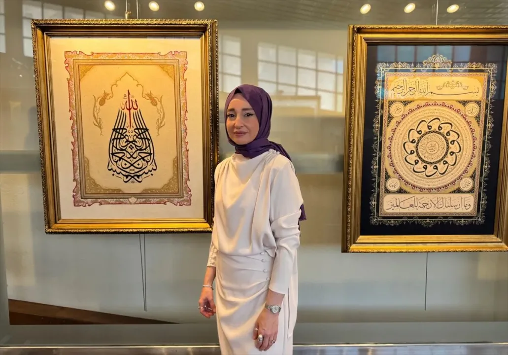 “İki Fırça Bir Ahenk” tezhip sergisi, Hünkar Kasrı’nda sanatseverlerle buluştu