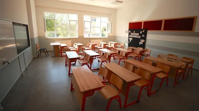 Depremden etkilenen Malatya’da derslik sayısı 7 bin 88’e ulaştı