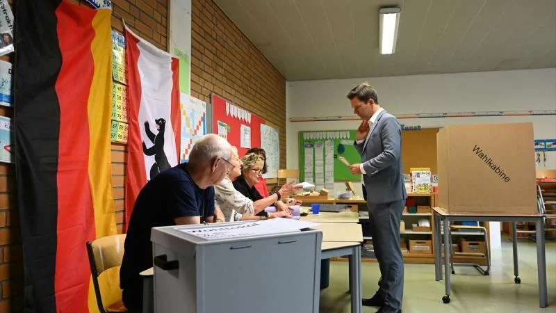 Almanya’da Berlin eyalet meclisi seçimini, başbakanlığa Elif Eralp’i aday gösteren Sol Parti kazandı