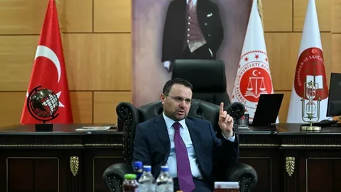 135 Alo Adalet Hattı devreye girdi! 3 ilde pilot uygulama başladı