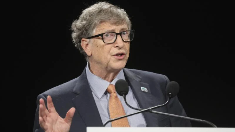 Bill Gates’ten yapay zeka uyarısı: Milyarca kişinin ölümüne yol açabilir
