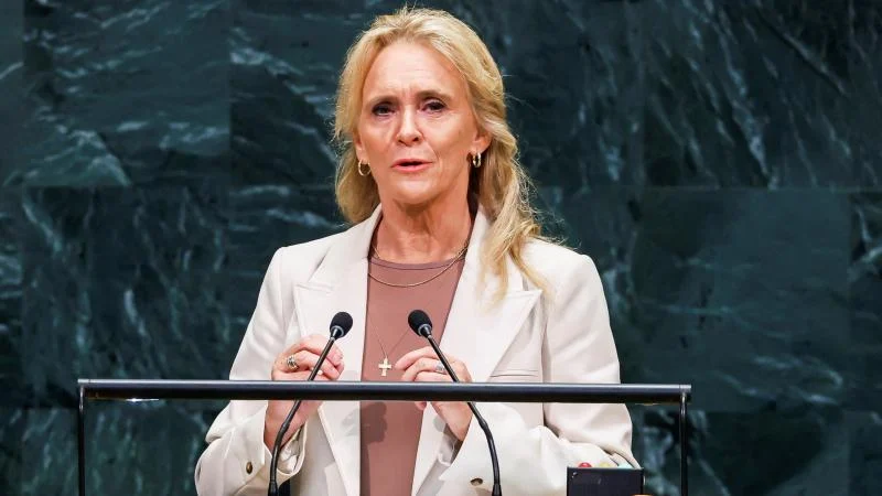İzlanda Dışişleri Bakanı Gunnarsdottir: “Barış için müzakere etmeyenler ahlaki korkaklardır”