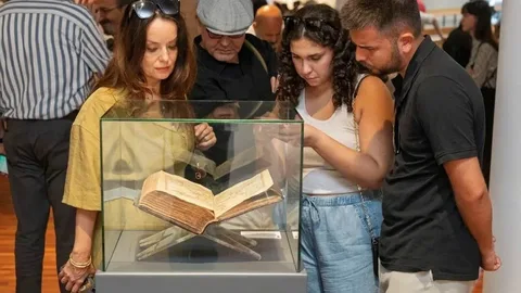 İzmir’in nadir eserleri ilk kez gün yüzüne çıktı