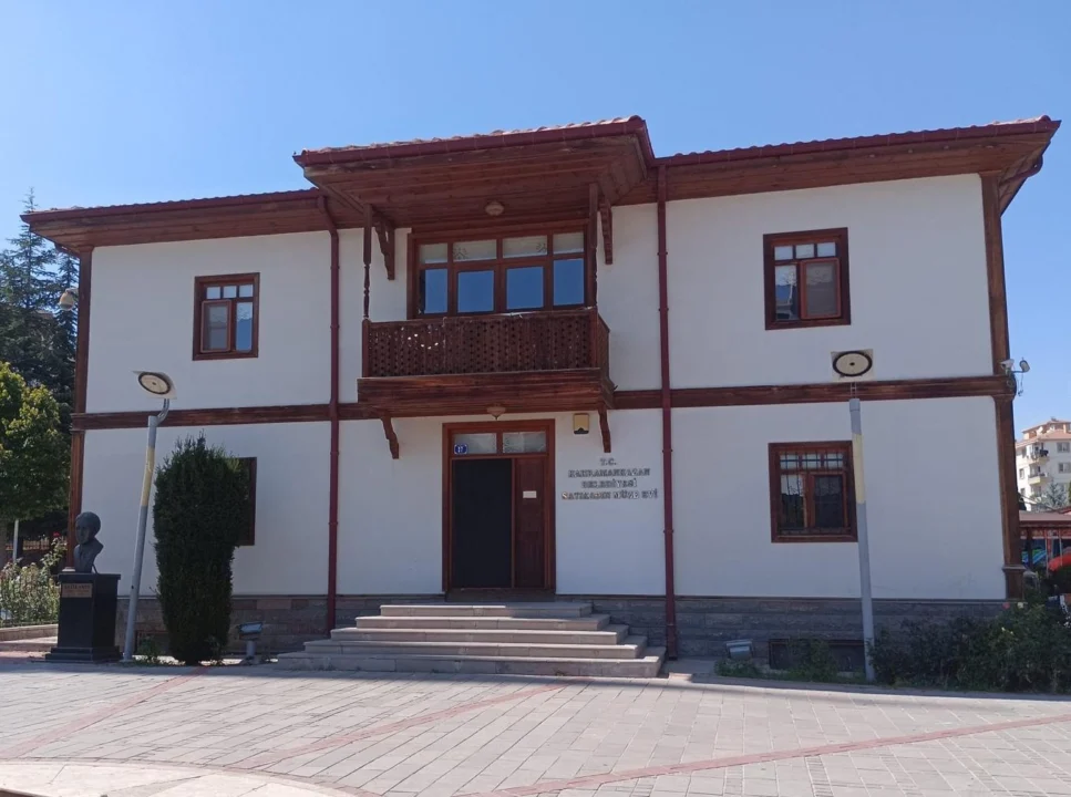 İlk Kadın Milletvekilimiz…