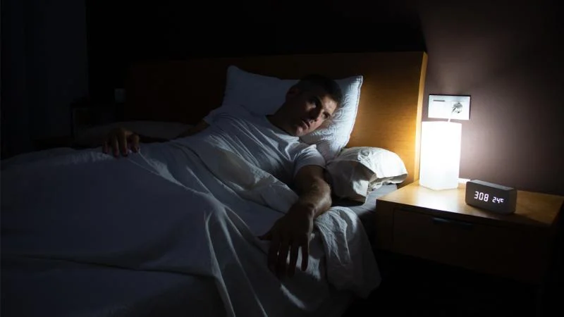 Gece ışıkta uyumak kalbi etkiliyor olabilir