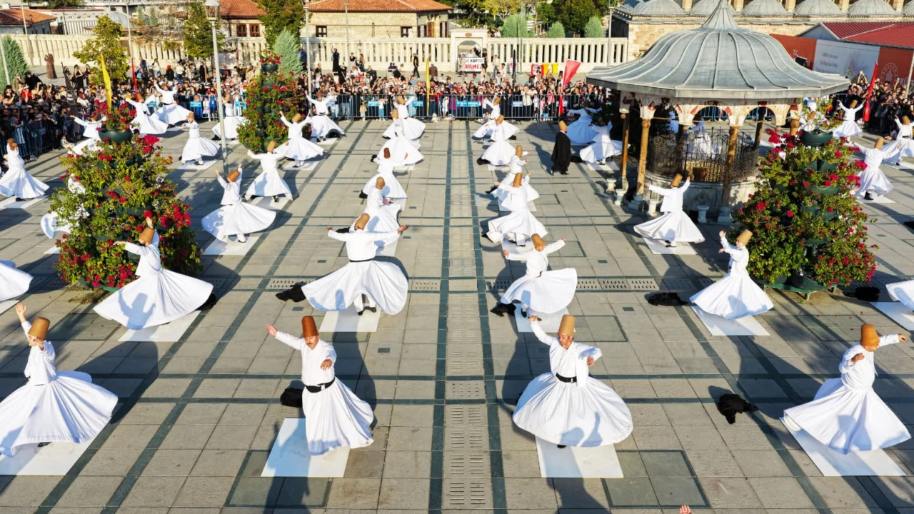 Konya’da 23. Uluslararası Mistik Müzik Festivali Coşkusu Başladı