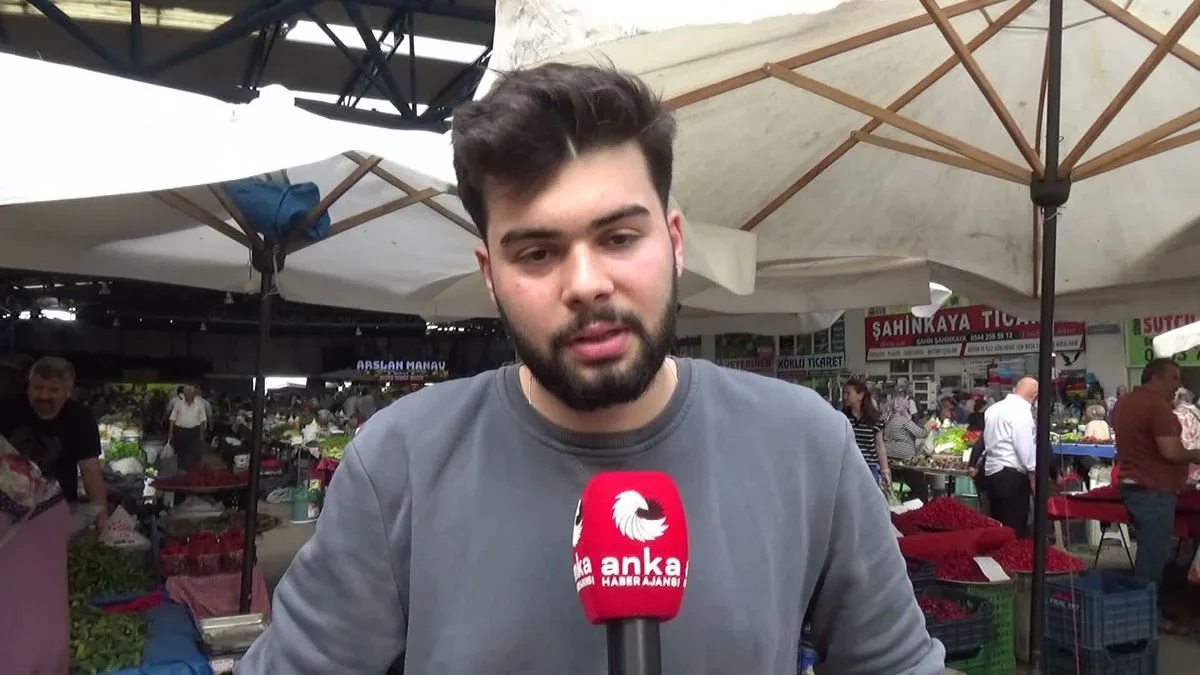 Sinop halk pazarında esnaf satışlardan dertli, mazot pahalı ve alım gücü yok