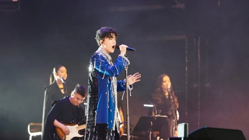 Kazak müzisyen Dimash Qudaibergen Ankara’da sahne alacak