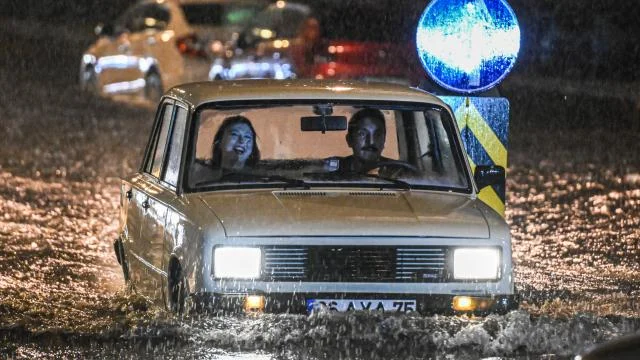 Ankara Valiliği’nden ‘kuvvetli yağış’ uyarısı