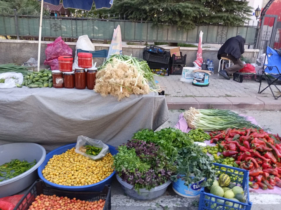 Aracısız Köy Pazarı