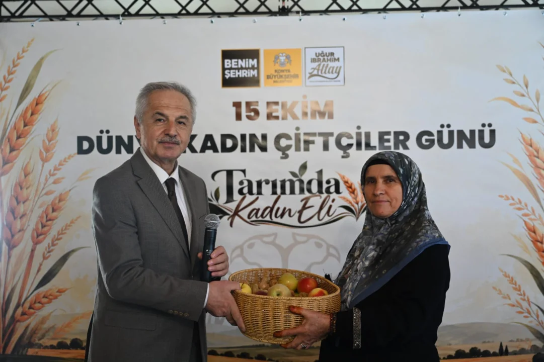 Konyalı Kadın Çiftçiler “15 Ekim Dünya Kadın Çiftçiler Günü”nde Konya Büyükşehir’in Etkinliğinde Bir Araya Geldi