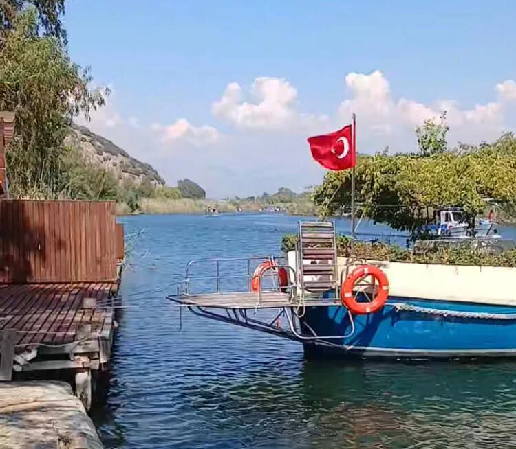Bir Resim Seni Senden Alır…